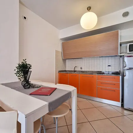 Ocean Breeze Retreat In Apartman