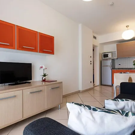 Ocean Breeze Retreat In *